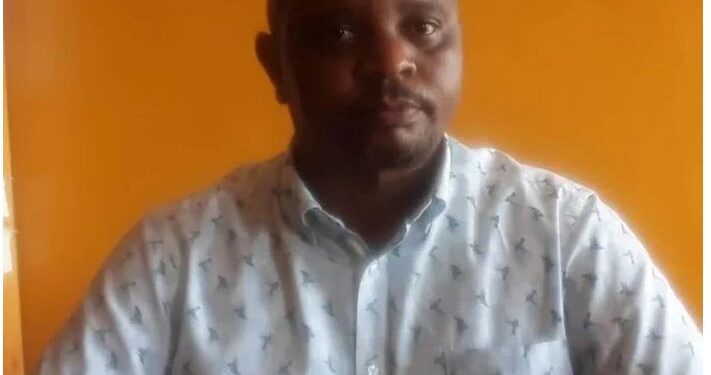 Umwanditsi w’ikinamico Karoli Lwanga yatangaje ko Kivamvari ahiga abandi bakinnyi yamenye
