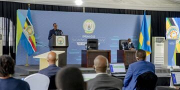 Serivise nziza nta kindi kiguzi zifite –abayobozi banenzwe