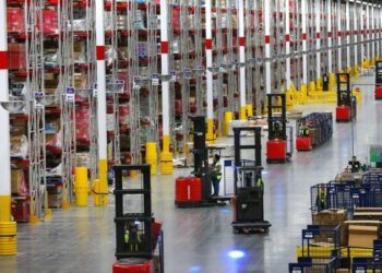 Covid-19 threatens X-mass retail  businesses