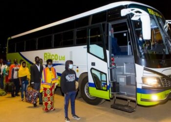 COVID-19: Polisi yacuye abo mu ntara  mu gicuku