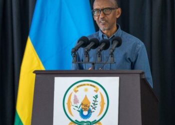 Nari narahagaritse kureba umupira: Perezida Paul Kagame aganira n’abagize ikipe y’igihugu ‘’Amavubi’’