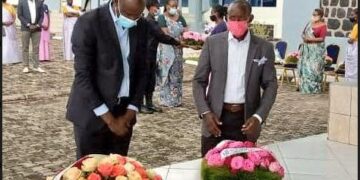 Kwibuka 27 : Rubavu basoje icyumweru cyo kwibuka baha icyubahiro abashyinguye mu rwibutso rw’ahazwi nka Komine Rouge