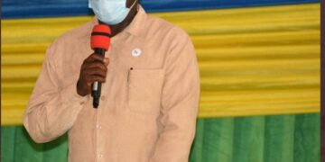 Iburasirazuba: Guverineri Gasana K Emmanuel akomeje gusura ibikorwa bitandukanye ajya inama nabo bireba