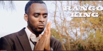 Umuhanzi Rango King uzwi cyane mu ndirimbo zo kwibuka yanejejwe n’ijambo rya Perezida Emmanuel Macron w’ubufaransa kuko risubiza indirimbo yahimbye yitwa Musabe Imbabazi