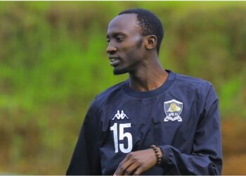 APR FC yirukanye mu mwiherero umukinnyi wayo wo hagati, Bukuru Christopher