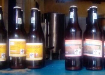 Kirehe : Uruganda Rosalie Shop Ltd rutunganya inzoga ziryoshye rwabaye igisubizo ku musaruro w’urutoki  waburaga abaguzi