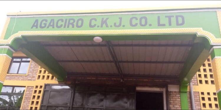 Uwasomye k’Urugwizarugwiro yifuza no gucurura, menya ibanga uruganda AGACIRO CKJ CO LTD rukoresha mu gutunganya inzoga ikundwa na benshi