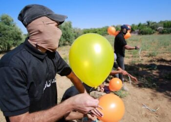 Israel yarashe muri Gaza nyuma y’uko havuye ibipurizo bitera inkongi