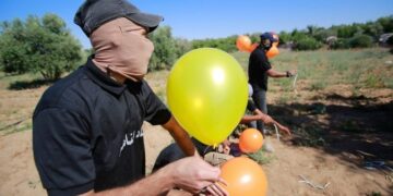 Israel yarashe muri Gaza nyuma y’uko havuye ibipurizo bitera inkongi