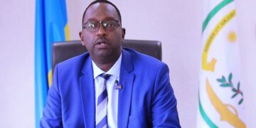 Dr Ngamije: abantu bandurira mu rujya n’uruza  cyane