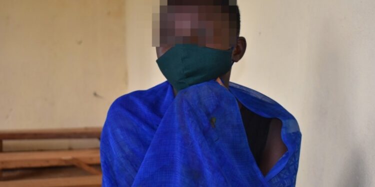 Kicukiro: Yatewe inda ku myaka 15 ashukishijwe isambusa ebyiri