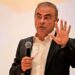 Carlos Ghosn wari ukuriye Nissan: Bwa mbere yavuze uko yacitse Ubuyapani ari mu gikarito