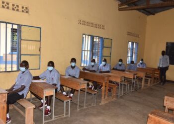 Abana 23 bafunzwe batangiye ibizamini bya Leta bisoza amashuri abanza