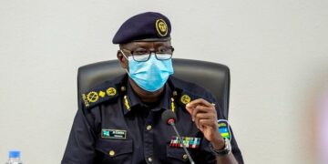 CP John Bosco Kabera, yasabye abantu bose guca ukubiri n’urwitwazo urwo arirwo rwose rwatuma batubahiriza amabwiriza yo kwirinda Covid-19