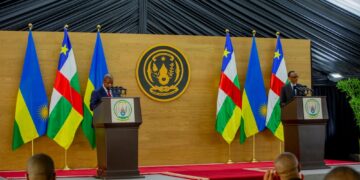 U Rwanda na Centrafrique: Abakuru b’ibihugu byombi biyemeje gukomeza ubufatanye mu rugendo rw’iterambere