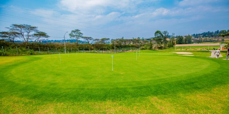 Mu mafoto: Irebere uburanga bwa Kigali Golf Course yatashywe ku mugaragaro
