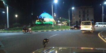 COVID-19: Amasaha ntarengwa y’ingendo yashyizwe saa Mbili; insengero na restaurants birakomorerwa