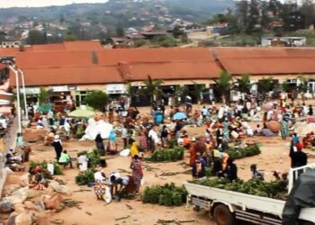 Kamonyi : Common Market Company Ltd ya Bishenyi yarahiriye guca burundu umubyigano w’imodoka mu Mujyi wa Kigali