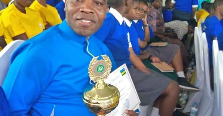 Mu burezi : Menya ibanga ishuri rya Authentic Internationl Academy bakoresha kugira ngo bagire abarimu n’abanyeshuri b’indashyikirwa