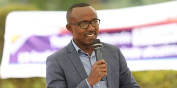 “Ibyo twagombaga gukora byagezweho ndetse dushyiraho n’akarusho”  Meya  Kayumba Ephrem