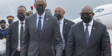 Perezida Kagame ari i Kinshasa mu nama yiga ku myitwarire ikwiriye abagabo idahohotera abagore