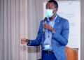 Covid-19: Abanze gukingirwa bashobora gutuma abakingiwe bahabwa inkingo zirenze eshatu