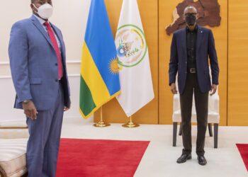 Perezida Kagame yakiriye Gen Muhoozi Kainerugaba