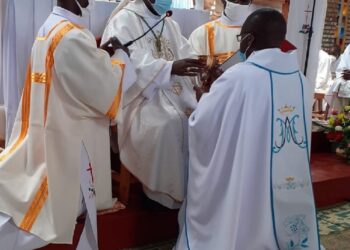 Gikongoro: Padiri wari umaze amezi atanu ahawe inshingano yasezeye