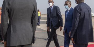 Perezida Kagame mu bitabiriye umuhango wo gutaha Stade nshya ya Senegal