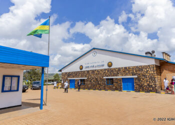 Abahinzi b’icyayi b’i Gicumbi bahaye inka umunani Perezida Kagame