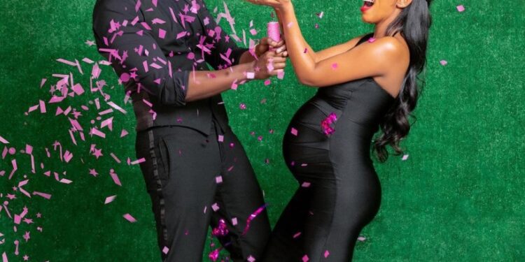 Meddy na Mimi bari mu byishimo byo kwitwa ababyeyi