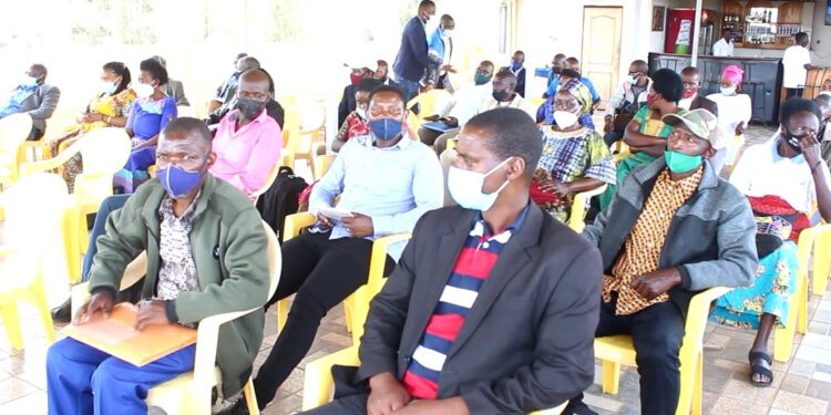 Abagize Urugaga rw’Abavuzi Gakondo  bavuga ko bakomeje kubangamirwa na  Nyirahabineza Geretrude birukanye ku buyobozi