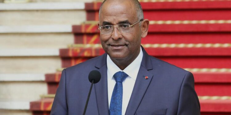 Côte d’Ivoire: Minisitiri w’intebe yeguye Guverinoma ihita iseswa