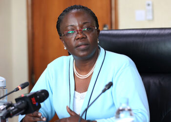 Min. Dr Mujawamariya azatanga ibisobanuro ku bibazo birebana n’ubutaka