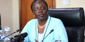 Min. Dr Mujawamariya azatanga ibisobanuro ku bibazo birebana n’ubutaka