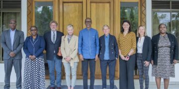 Perezida Kagame yakiriye Ellen DeGeneres n’umufasha we