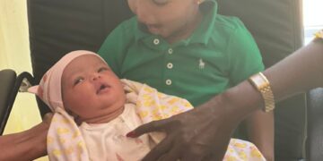 Perezida Kagame yungutse umwuzukuru ashimira Ange Kagame n’umugabo we bibarutse ubuheta