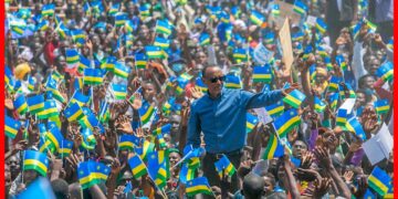Perezida Kagame yatangiye uruzinduko rw’iminsi ine mu Majyepfo n’Iburengerazuba