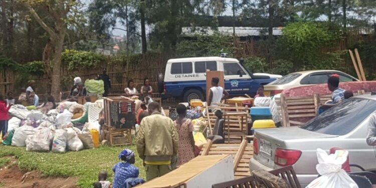 Imiryango 600 yari isigaye Kangondo na Kibiraro iri kwimurwa