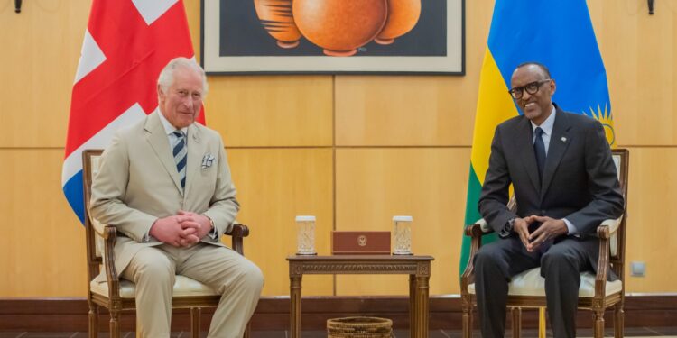 Perezida Kagame yatangaje ko yavuganye n’Umwami Charles III amwihanganisha