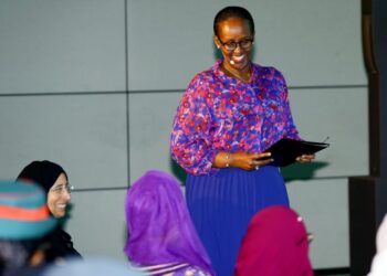 Madamu Jeannette Kagame yavuze ko hari ingamba zirengagijwe mu kubaka inzego z’ubuzima