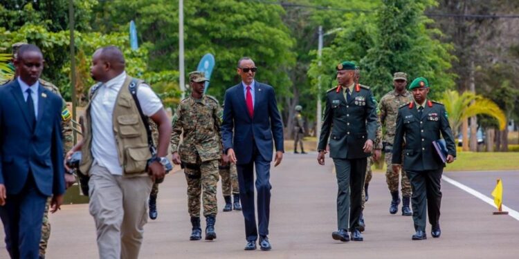 Ingabo z’Igihugu ntabwo ari izo gushoza intambara- Perezida Kagame