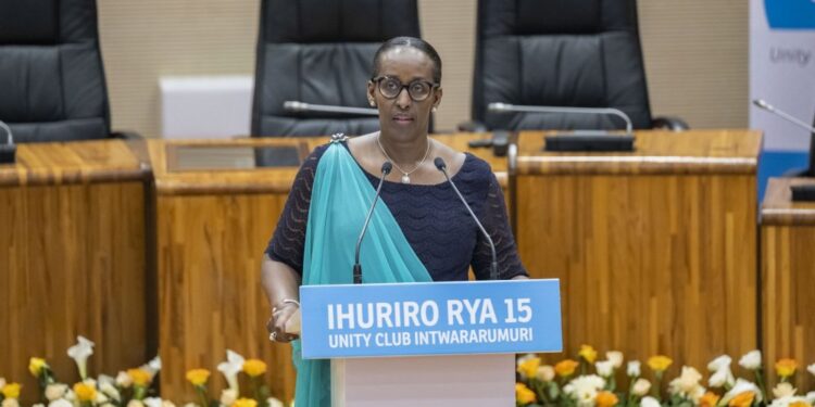 Madamu Jeannette Kagame yavuze ko abanyarwanda bahise mo kuba umwe nyuma y’ibibazo igihugu cyanyuze mo