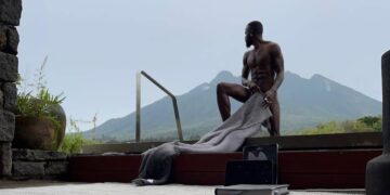 Ifoto ya Moses wambika abakomeye mu Rwanda yateje impagarara