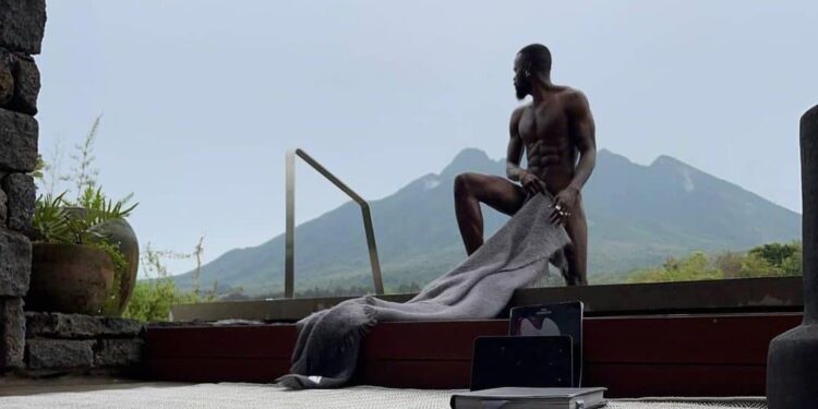 Ifoto ya Moses wambika abakomeye mu Rwanda yateje impagarara