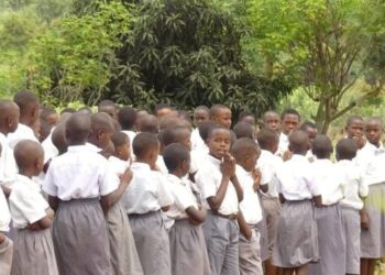 Uburezi : Hari byinshi Sainte Anne Primary school ryakwigirwaho na benshi nyuma yo kwegukana umwarimu w’Indashyikirwa mu gihugu