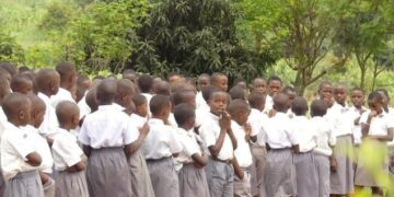 Uburezi : Hari byinshi Sainte Anne Primary school ryakwigirwaho na benshi nyuma yo kwegukana umwarimu w’Indashyikirwa mu gihugu