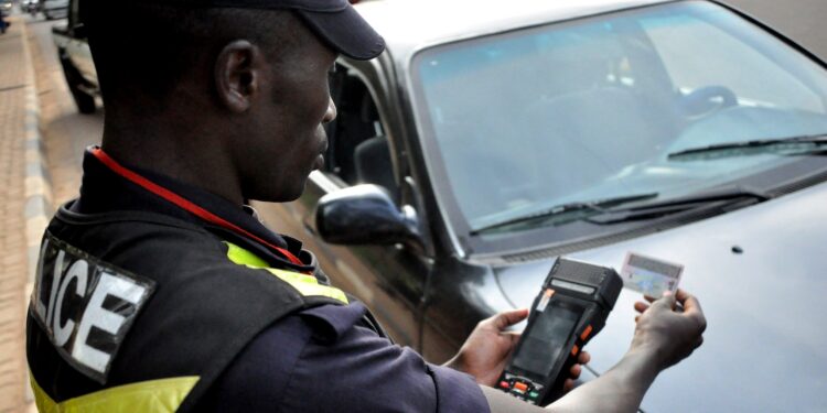 Traffic police na PSF ku isonga mu bamunzwe na ruswa
