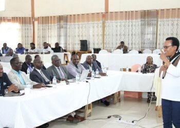 Hari Kaminuza zishobora gufungwa kubera abanyeshuri zakiriye