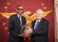 Perezida Kagame yahawe igihembo cy’umuyobozi w’Intangarugero